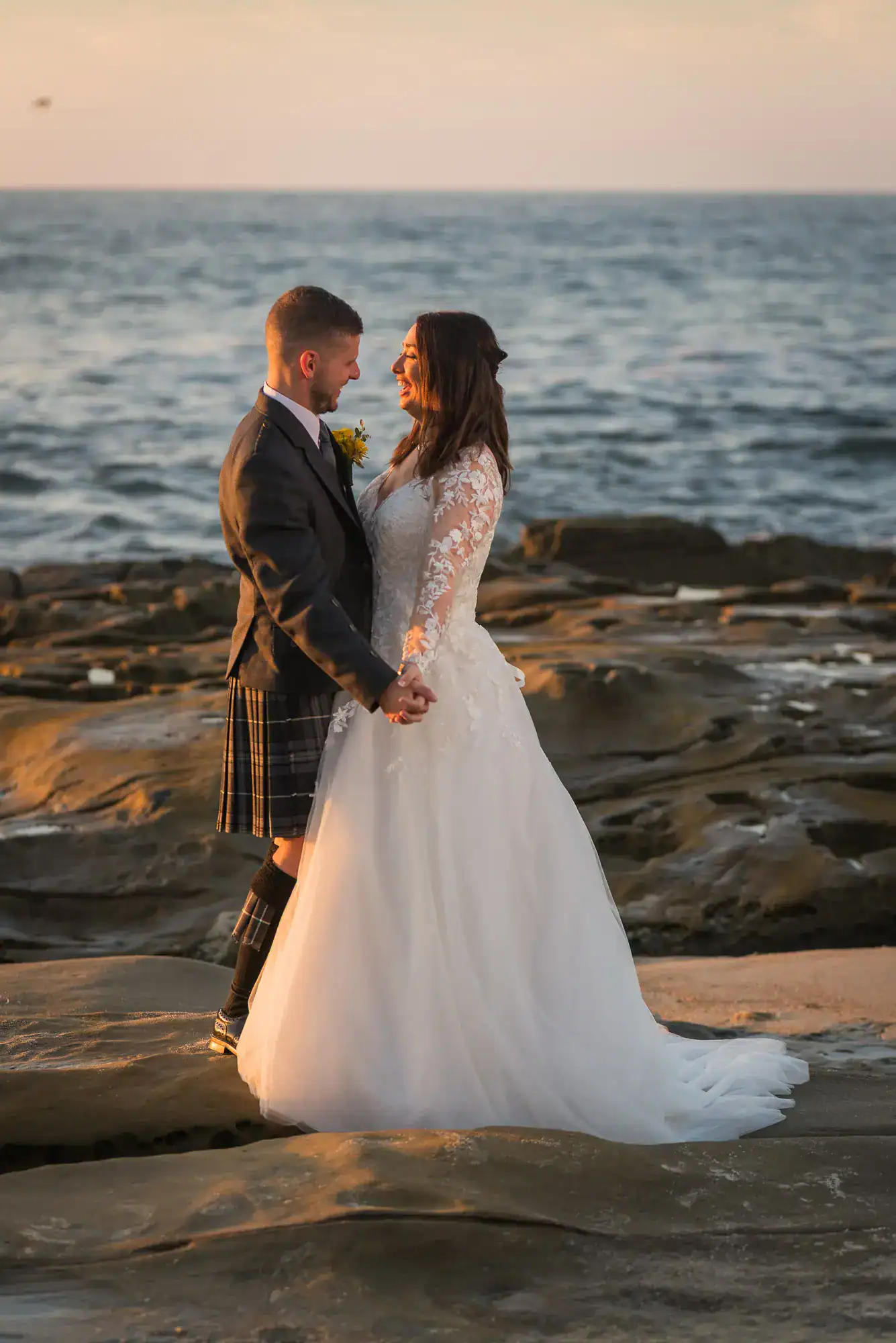 048-A+H-20241010-La-Jolla-Elopement